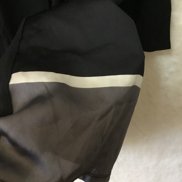 Coldwater Creek Black and Gray Block Long-SleeveTunic - Picture 10 of 15